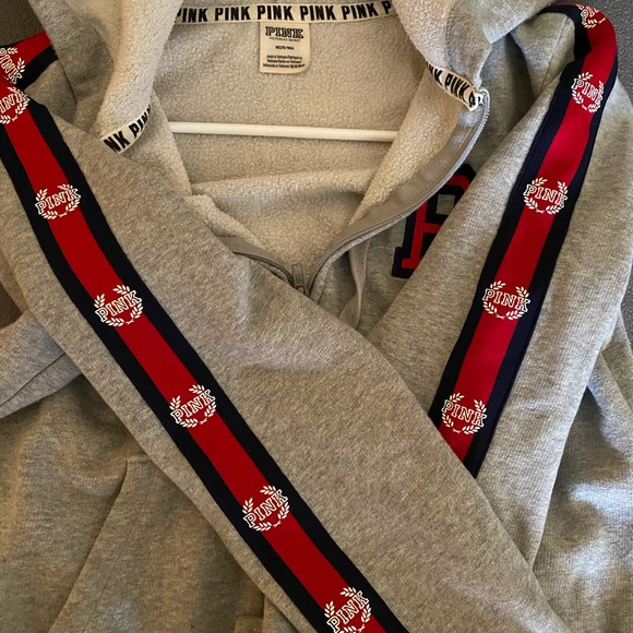 Pink hoodie - Picture 3 of 5